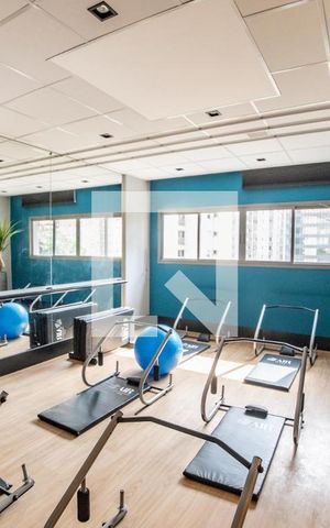 Studio à venda com 32m², 1 quarto e sem vaga Studio à venda com 32m², 1 quarto e sem vagaAcademia