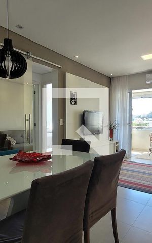Apartamento à venda com 59m², 2 quartos e 1 vaga Apartamento à venda com 59m², 2 quartos e 1 vagaSala