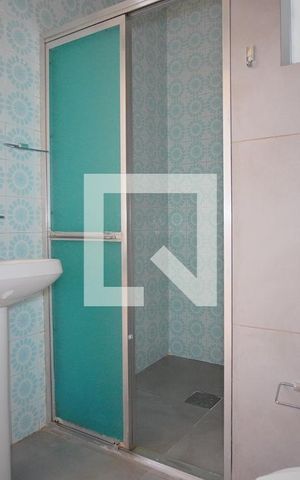 Apartamento à venda com 82m², 2 quartos e sem vagaBanheiro Corredor