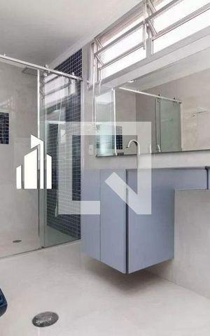Casa à venda com 180m², 2 quartos e 3 vagas