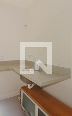 Studio à venda com 38m², 1 quarto e sem vaga Studio à venda com 38m², 1 quarto e sem vagaCozinha