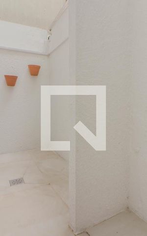 Studio à venda com 38m², 1 quarto e sem vaga Studio à venda com 38m², 1 quarto e sem vagaÁrea de Serviço