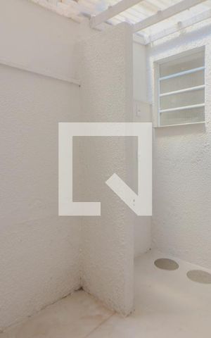 Studio à venda com 38m², 1 quarto e sem vaga Studio à venda com 38m², 1 quarto e sem vagaÁrea de Serviço