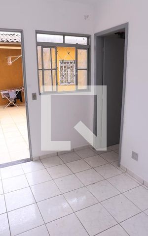 Apartamento para alugar com 35m², 1 quarto e 1 vagaSala
