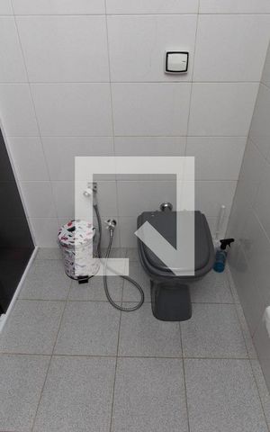 Casa para alugar com 180m², 4 quartos e 2 vagas Casa para alugar com 180m², 4 quartos e 2 vagasBanheiro Social