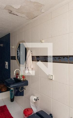 Casa para alugar com 180m², 4 quartos e 2 vagas Casa para alugar com 180m², 4 quartos e 2 vagasBanheiro da Suíte 1