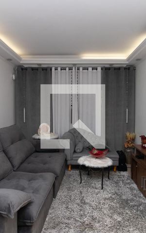 Casa para alugar com 180m², 4 quartos e 2 vagas Casa para alugar com 180m², 4 quartos e 2 vagasSala