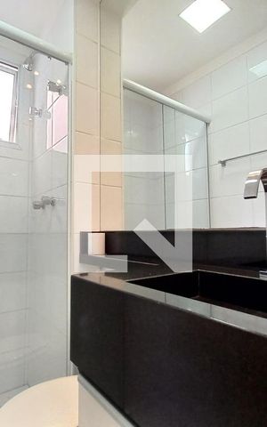 Apartamento para alugar com 75m², 3 quartos e 1 vaga Apartamento para alugar com 75m², 3 quartos e 1 vagaBanheiro