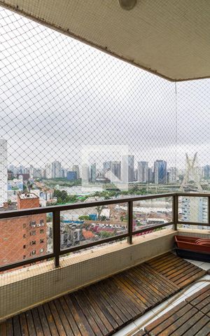 Apartamento à venda com 117m², 3 quartos e 4 vagas Apartamento à venda com 117m², 3 quartos e 4 vagasQuarto 2
