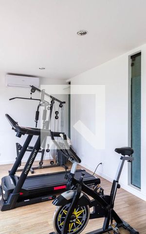 Apartamento à venda com 117m², 3 quartos e 4 vagas Apartamento à venda com 117m², 3 quartos e 4 vagasÁrea comum