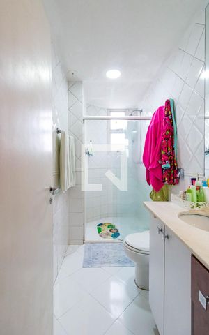 Apartamento à venda com 117m², 3 quartos e 4 vagas Apartamento à venda com 117m², 3 quartos e 4 vagasQuarto 3