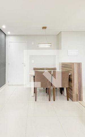 Apartamento para alugar com 49m², 2 quartos e 1 vaga Apartamento para alugar com 49m², 2 quartos e 1 vagaSala