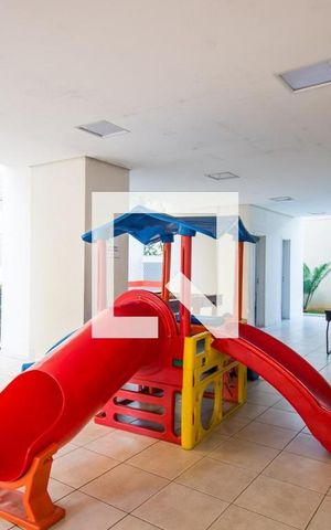 Apartamento para alugar com 49m², 2 quartos e 1 vaga Apartamento para alugar com 49m², 2 quartos e 1 vagaÁrea comum - Playground