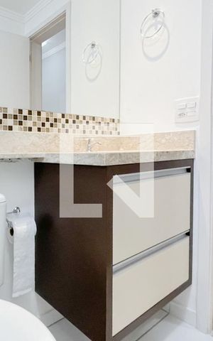 Apartamento para alugar com 49m², 2 quartos e 1 vaga Apartamento para alugar com 49m², 2 quartos e 1 vagaBanheiro Social