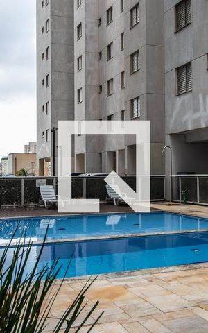 Apartamento para alugar com 49m², 2 quartos e 1 vaga Apartamento para alugar com 49m², 2 quartos e 1 vagaÁrea comum - Piscina
