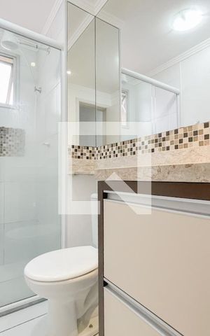 Apartamento para alugar com 49m², 2 quartos e 1 vaga Apartamento para alugar com 49m², 2 quartos e 1 vagaBanheiro Social