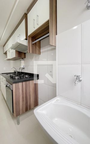 Apartamento para alugar com 49m², 2 quartos e 1 vaga Apartamento para alugar com 49m², 2 quartos e 1 vagaÁrea de Serviço