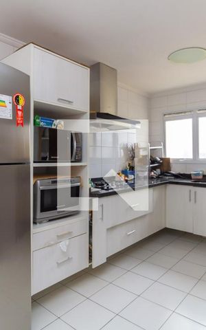 Apartamento para alugar com 205m², 4 quartos e 3 vagas Apartamento para alugar com 205m², 4 quartos e 3 vagasCozinha