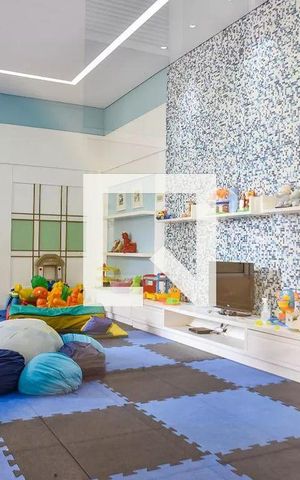 Apartamento para alugar com 205m², 4 quartos e 3 vagas Apartamento para alugar com 205m², 4 quartos e 3 vagasBrinquedoteca