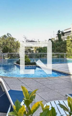 Apartamento para alugar com 205m², 4 quartos e 3 vagas Apartamento para alugar com 205m², 4 quartos e 3 vagasÁrea comum - Piscina