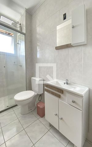 Apartamento para alugar com 58m², 2 quartos e sem vagaBanheiro