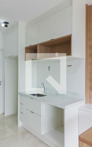 Studio à venda com 25m², 1 quarto e 1 vaga Studio à venda com 25m², 1 quarto e 1 vagaStudio