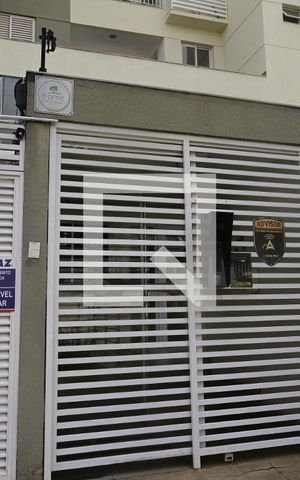 Apartamento para alugar com 58m², 2 quartos e 1 vagaFachada