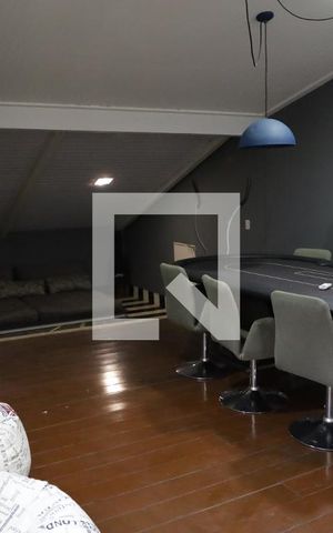 Casa de condomínio para alugar com 590m², 5 quartos e 8 vagasSala de jogos