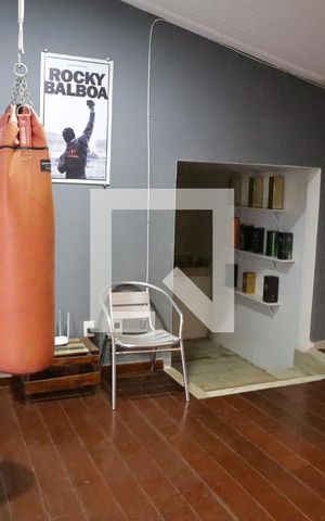 Casa de condomínio para alugar com 590m², 5 quartos e 8 vagasSala