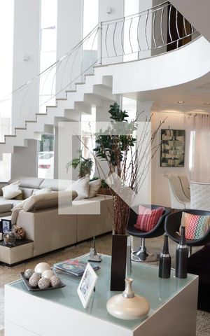 Casa de condomínio para alugar com 590m², 5 quartos e 8 vagasSala