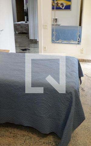 Casa de condomínio para alugar com 590m², 5 quartos e 8 vagasQuarto