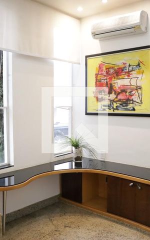 Casa de condomínio para alugar com 590m², 5 quartos e 8 vagasSala