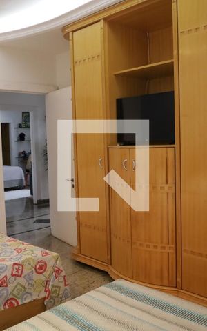 Casa de condomínio para alugar com 590m², 5 quartos e 8 vagasQuarto