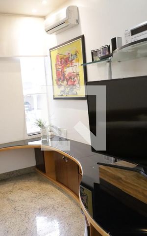 Casa de condomínio para alugar com 590m², 5 quartos e 8 vagasSala