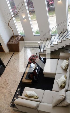 Casa de condomínio para alugar com 590m², 5 quartos e 8 vagasDetalhe