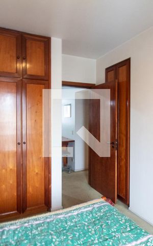 Apartamento à venda com 200m², 3 quartos e 3 vagas Apartamento à venda com 200m², 3 quartos e 3 vagasQuarto 1 - Suite 1