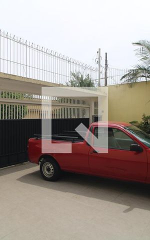 Casa à venda com 232m², 3 quartos e 8 vagasGaragem