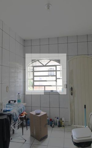 Casa à venda com 232m², 3 quartos e 8 vagasLavanderia