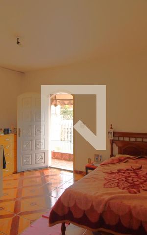 Casa à venda com 232m², 3 quartos e 8 vagasSuíte