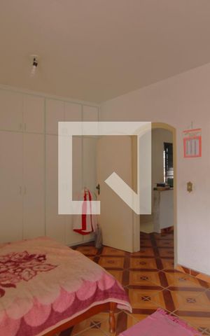 Casa à venda com 232m², 3 quartos e 8 vagasSuíte