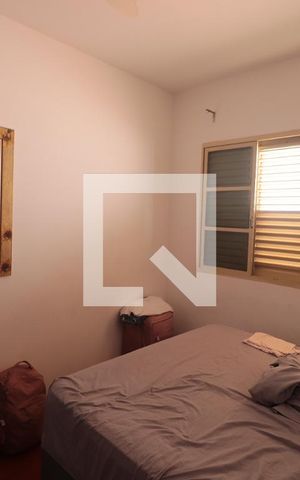 Casa à venda com 350m², 9 quartos e 6 vagasQuarto 2