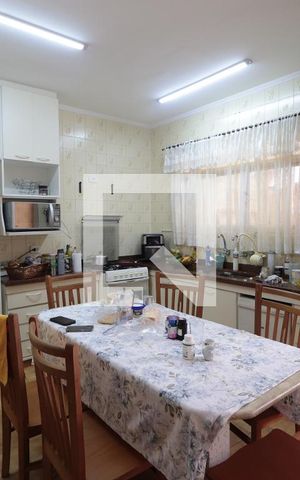 Casa à venda com 350m², 9 quartos e 6 vagasCozinha
