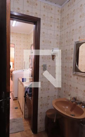 Casa à venda com 350m², 9 quartos e 6 vagasBanheiro