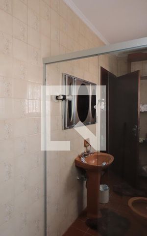 Casa à venda com 350m², 9 quartos e 6 vagasBanheiro