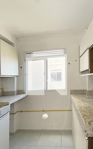 Apartamento à venda com 58m², 2 quartos e 1 vagaCozinha e Área de Serviço