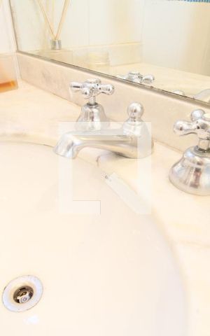 Apartamento à venda com 146m², 3 quartos e 3 vagasBanheiro Social