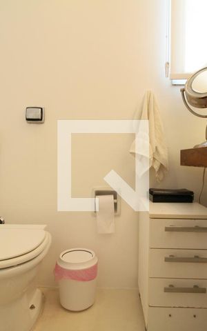Apartamento à venda com 146m², 3 quartos e 3 vagasBanheiro suíte 1