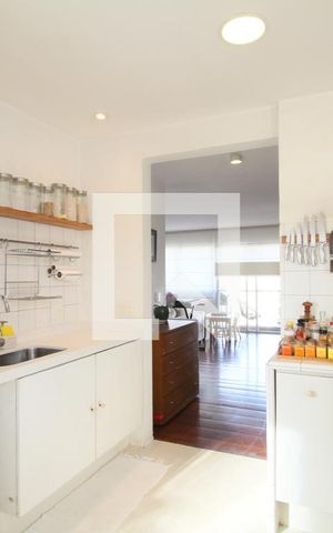 Apartamento à venda com 146m², 3 quartos e 3 vagasCozinha