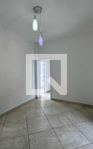 Apartamento para alugar com 72m², 3 quartos e 2 vagas Apartamento para alugar com 72m², 3 quartos e 2 vagasSala