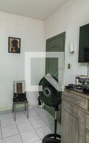 Casa à venda com 420m², 3 quartos e 5 vagas Casa à venda com 420m², 3 quartos e 5 vagasSala